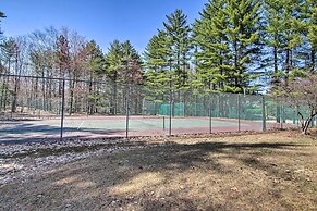 Cozy Bartlett Condo: 1 Mi to Attitash Ski Resort!