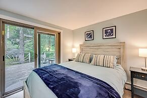 Lakefront Granby Escape w/ Private Dock & Kayaks!