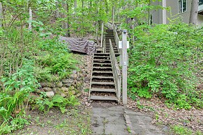 Lakefront Granby Escape w/ Private Dock & Kayaks!