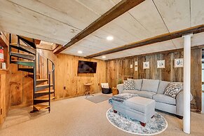 Lakefront Granby Escape w/ Private Dock & Kayaks!