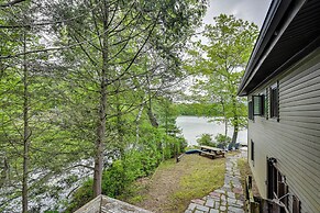 Lakefront Granby Escape w/ Private Dock & Kayaks!