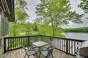 Lakefront Granby Escape w/ Private Dock & Kayaks!