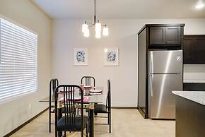 Single-story Apt, 3 Mi to Fort Bliss!