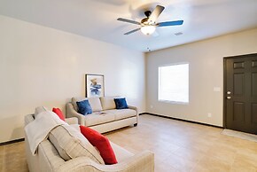 Single-story Apt, 3 Mi to Fort Bliss!