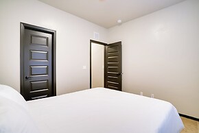 Single-story Apt, 3 Mi to Fort Bliss!