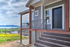 Lake-view Escape w/ Private Beach Resort Access!