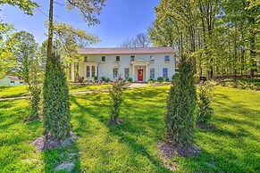Eclectic Troy Home w/ Hot Tub - Pet Friendly!