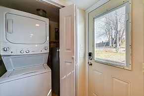 Charming Ohio River Home With Water Views & Porch!