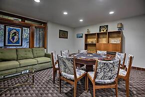 Home With Wraparound Deck + Blue Ridge Mtn Views!