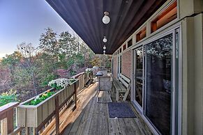 Home With Wraparound Deck + Blue Ridge Mtn Views!