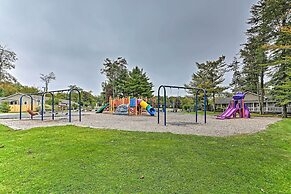 Modern Poconos Gem w/ Fire Pit, Deck & Pool Access