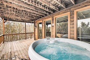 Near Hiking: Mtn-view Conifer Cabin w/ 2 Decks