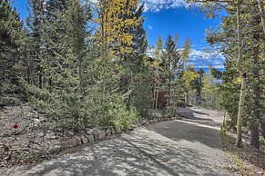 Near Hiking: Mtn-view Conifer Cabin w/ 2 Decks