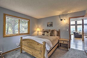 Near Hiking: Mtn-view Conifer Cabin w/ 2 Decks