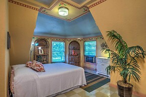 Russellville House w/ Garden - Walk to Main Street