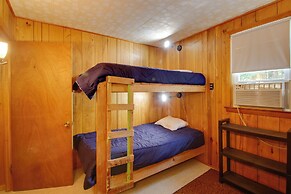 Raymond Getaway w/ Private Beach & Boat Dock!