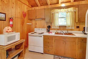 Raymond Getaway w/ Private Beach & Boat Dock!