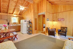 Raymond Getaway w/ Private Beach & Boat Dock!