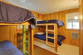 Raymond Getaway w/ Private Beach & Boat Dock!