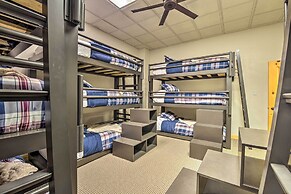 Grand Mountain Retreat in Angel Fire w/ Game Room!