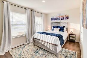 ~ 6 Mi to Waco: Newly Constructed Family Home