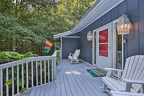 Retro Beech Mountain Home - 2 Mi to Skiing!