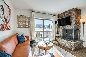 Condo w/ Balcony & Views - Steps to Ski Shuttle!