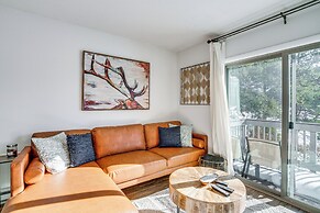 Condo w/ Balcony & Views - Steps to Ski Shuttle!