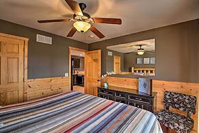 Close to Vineyards: Updated New Haven Retreat!