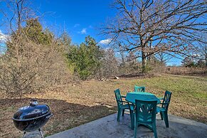 Close to Vineyards: Updated New Haven Retreat!