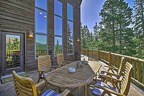 Spacious Fairplay Retreat w/ Hot Tub & Fire Pit!