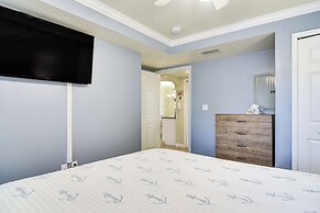 Resort Condo w/ Beach Access in Indian Shores!