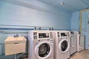 Resort Condo w/ Beach Access in Indian Shores!