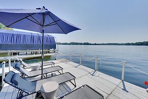 Waterfront White Lake Vacation Rental!