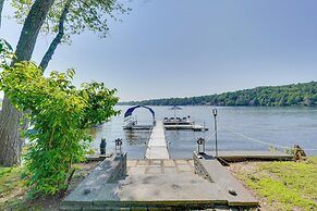 Waterfront White Lake Vacation Rental!