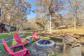 Smoky Mountain Cabin w/ Fire Pit: Hike & Fish!