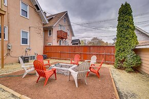 Milwaukee Vacation Rental: 6 Mi to City Center!