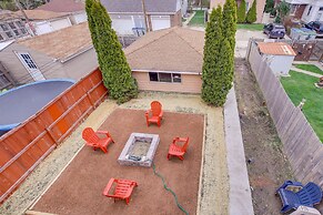 Milwaukee Vacation Rental: 6 Mi to City Center!