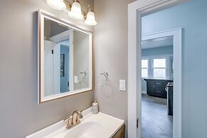 Milwaukee Vacation Rental: 6 Mi to City Center!