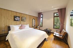 Brick House Dalat Hotel