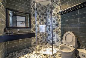 Brick House Dalat Hotel