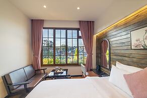 Brick House Dalat Hotel