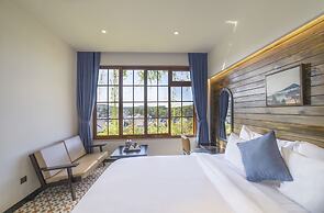 Brick House Dalat Hotel