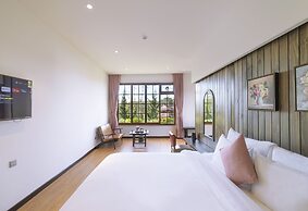 Brick House Dalat Hotel