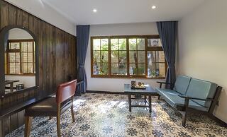 Brick House Dalat Hotel