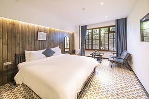 Brick House Dalat Hotel