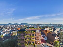 Brick House Dalat Hotel