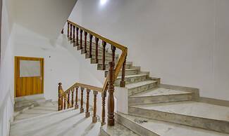 Itsy Hotels Satya Shree