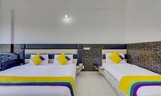 Itsy Hotels Satya Shree