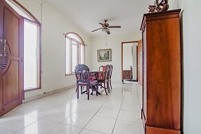 OYO 90094 Gayatri Residence